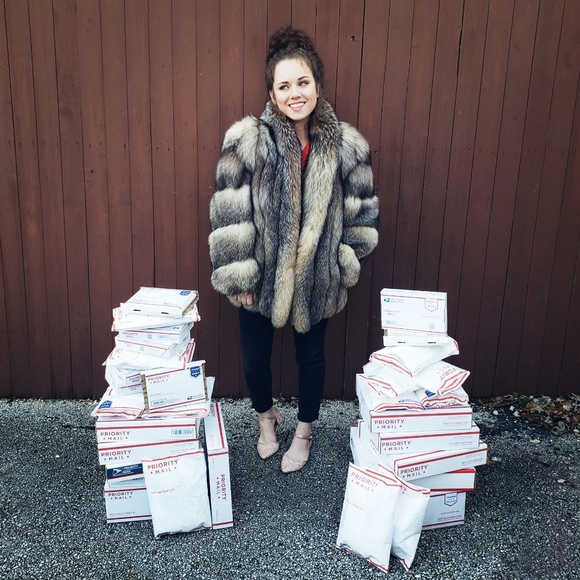 Meet your Posher, Michelle - Picture 2 of 7